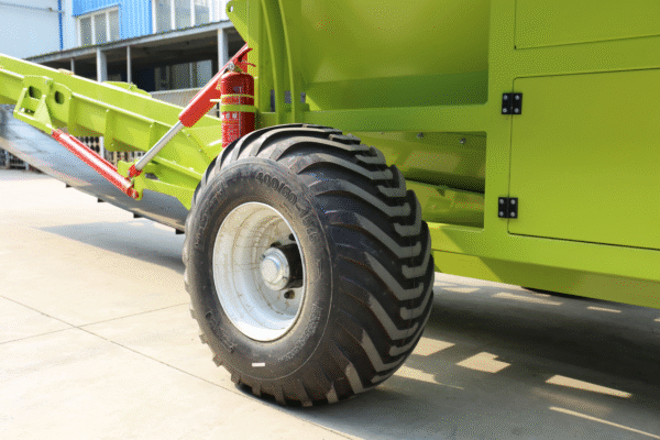 Factory Selling Large Scale Forage Grass Straw Silage Bale Chopper Tub Grinder Machine for Animal Feed - Image 5